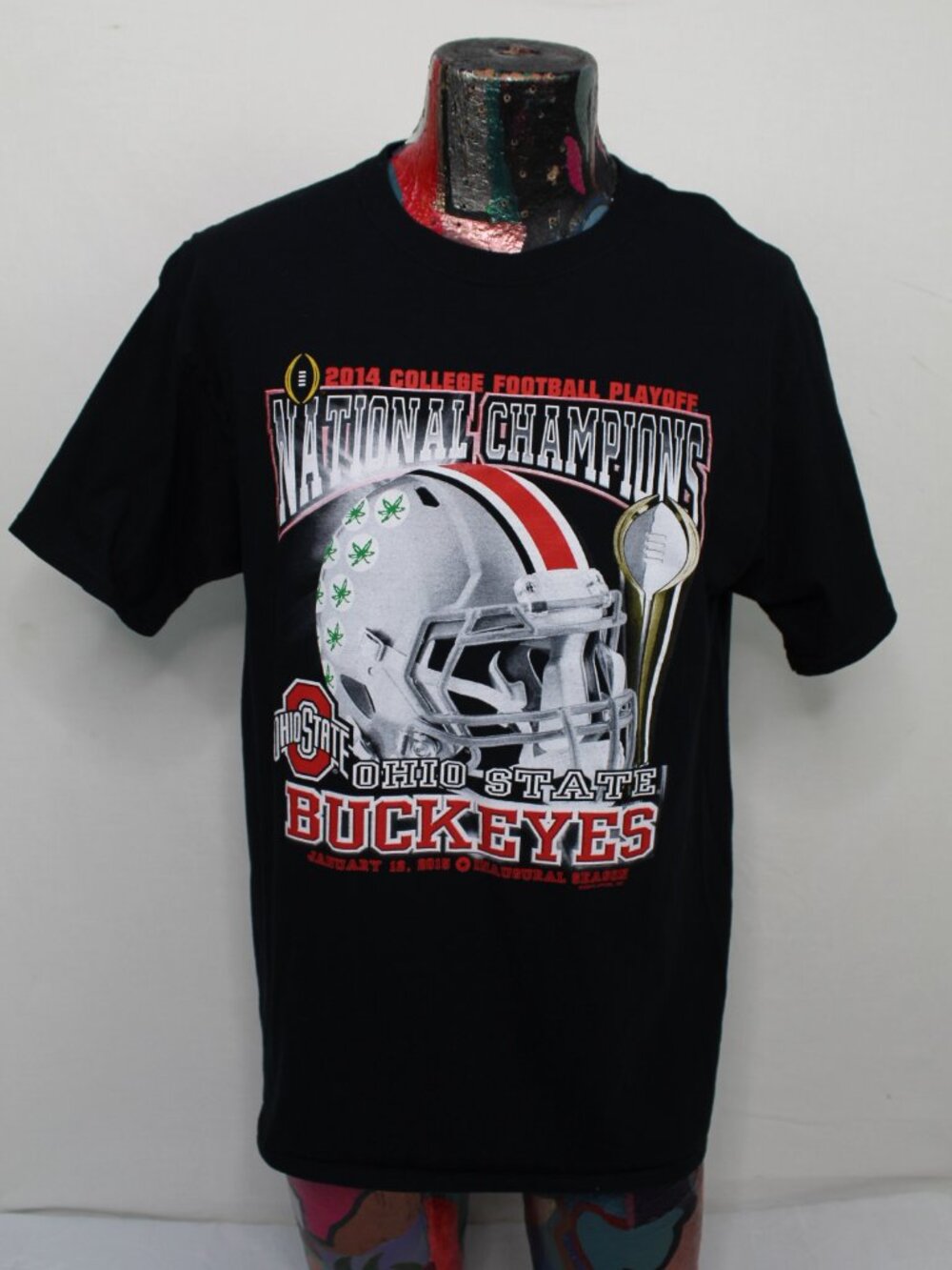 The Ohio State Buckeyes 2014 NCAA National Football Champions T Shirt Sz L Black